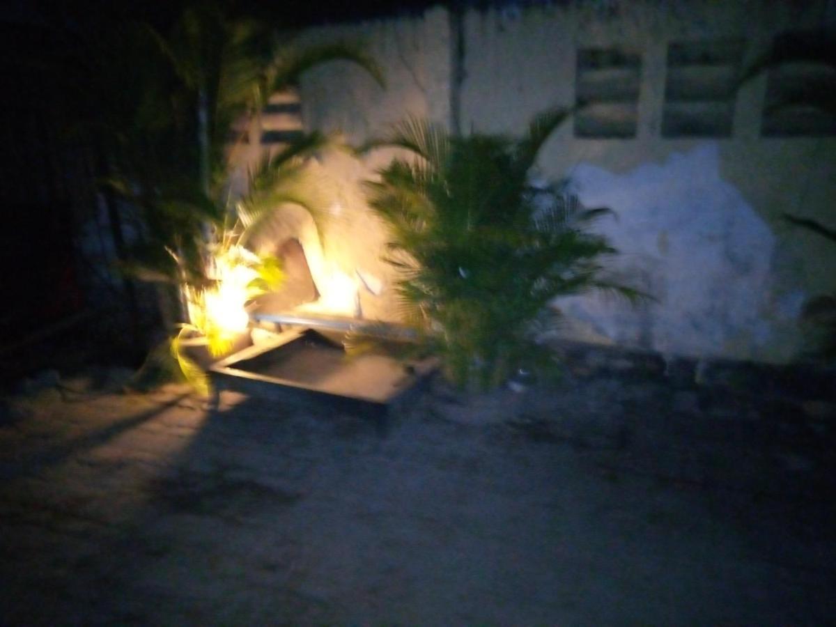Kicec Bar And Guest House Airport Dar es Salaam Eksteriør billede